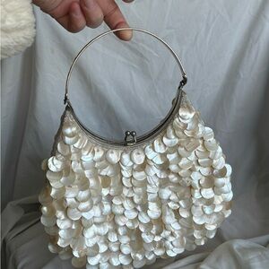 ❣️ Vintage Mother of Pearl White Purse